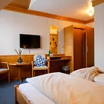 Guelser Weinstube Hotel 3*