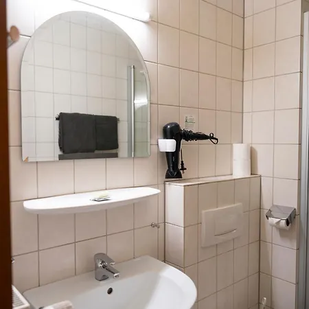 Hotel Guelser Weinstube Koblencja