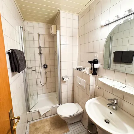 Hotell Guelser Weinstube