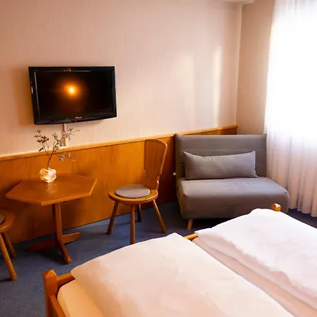 Hotell Guelser Weinstube 3*