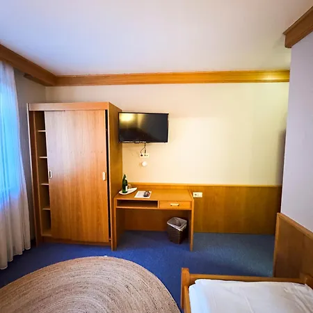 Hotell Guelser Weinstube Koblenz (Rhineland-Palatinate)