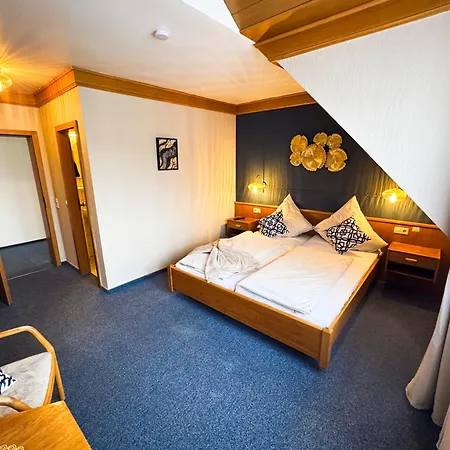 Guelser Weinstube Szálloda Koblenz